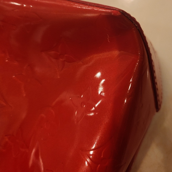Louis Vuitton Reade Red Vernis PM Mini Tote with Dust Bag! - Picture 12 of 16